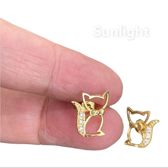 New Gold Filled Mini Cats Studs Earrings- Oro Laminado - Picture 1 of 9